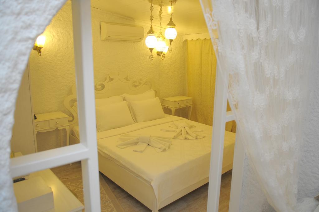 Alacati Alanur Otel 部屋 写真